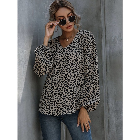 boho Leopard print V Neck Bishop long Sleeve Top - Picture 8 of 8